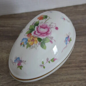 Vtg  Egg Shaped Floral Trinket Box